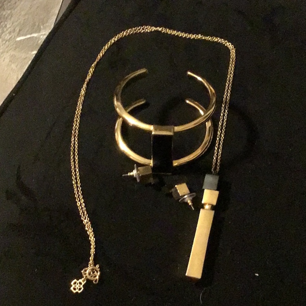 Gold & Black Geometric Shaped Necklace Earrings and Bracelet Set